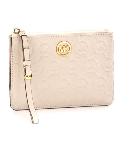 michael kors wristlet white